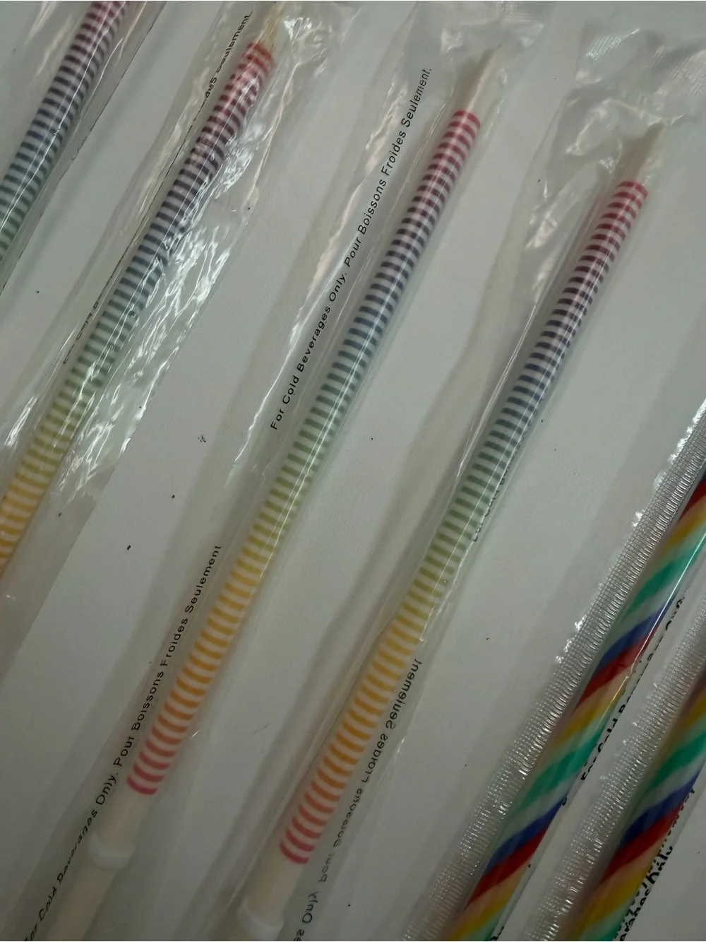 Starbucks Straws Plastic Rainbow Striped Ombré Multicolor Sealed New Set 8